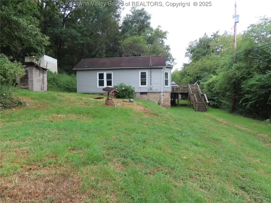 24376 Maccorkle Avenue, Hansford, WV 25103 - #2