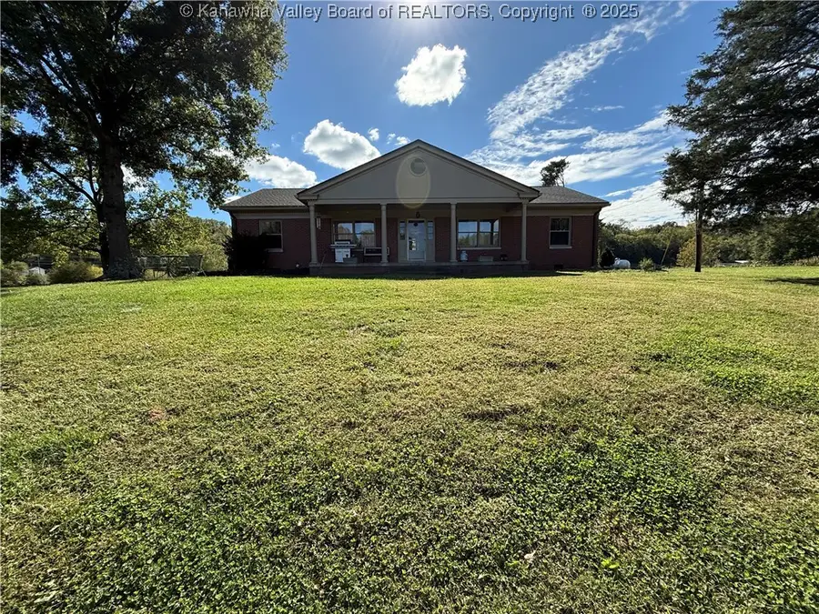 17116 Kanawha Valley Road, Southside, WV 25187 - Image #3