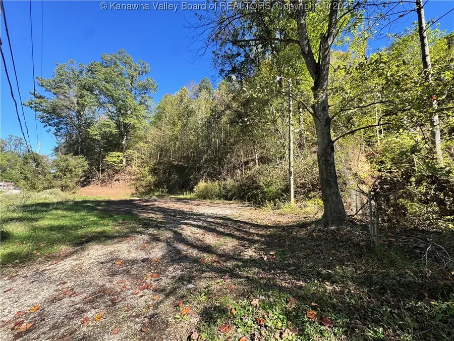 607 Tate Hollow Road, Charleston, WV 25312 - Image #3