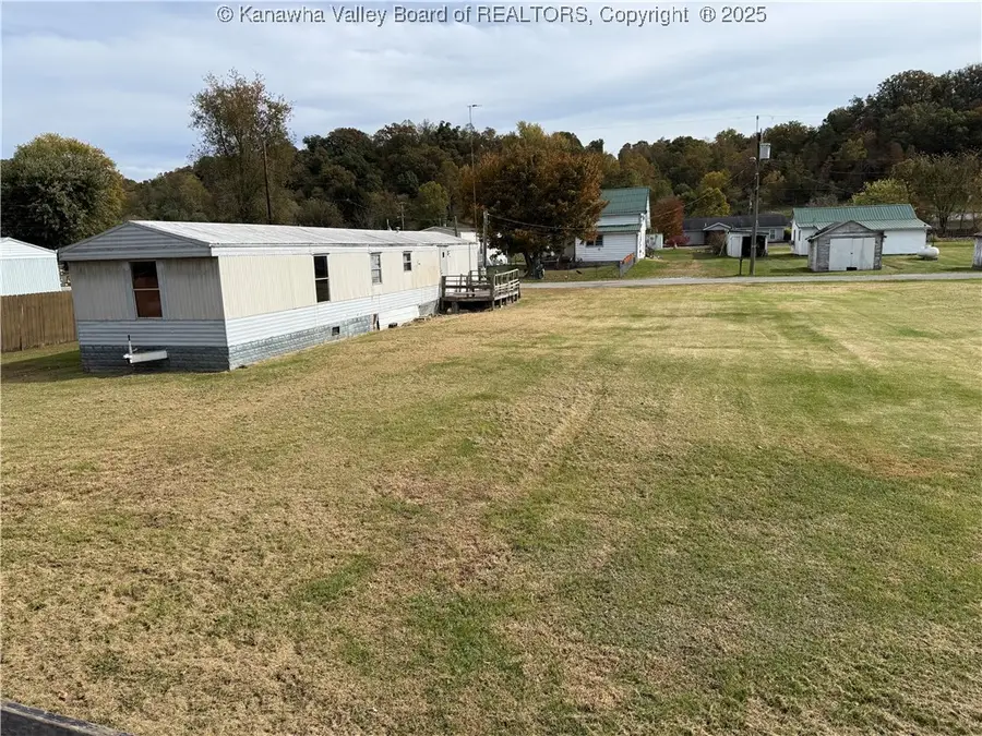 128 Central Avenue, Buffalo, WV 25033 - Image #2