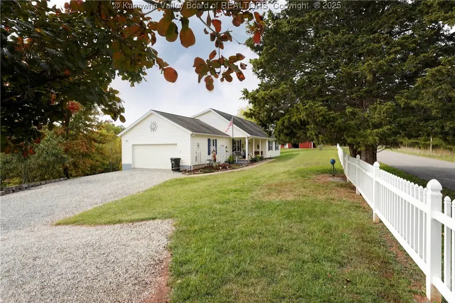 4274 Steele Ridge Road, Red House, WV 25168 - Image #2