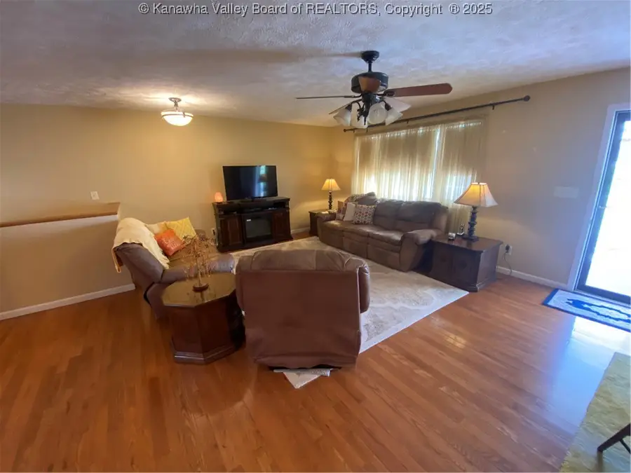 5210 Shelly Lane, Cross Lanes, WV 25313 - Image #3