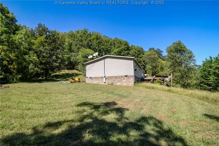 413 Lyman Lane, Scott Depot, WV 25560 - Image #3
