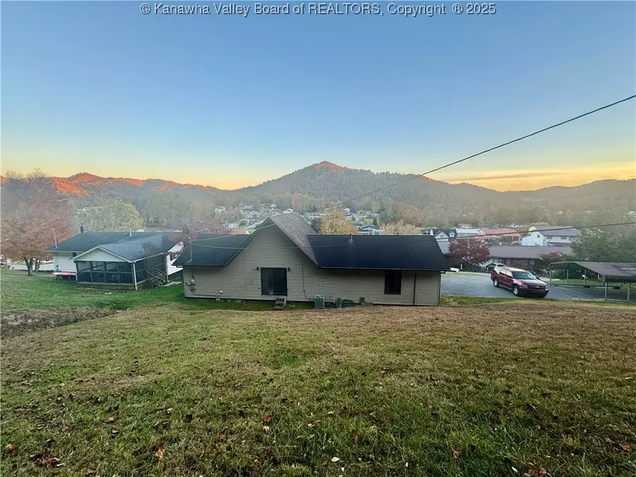 90 Dogwood Lane, Madison, WV 25130 - Image #3