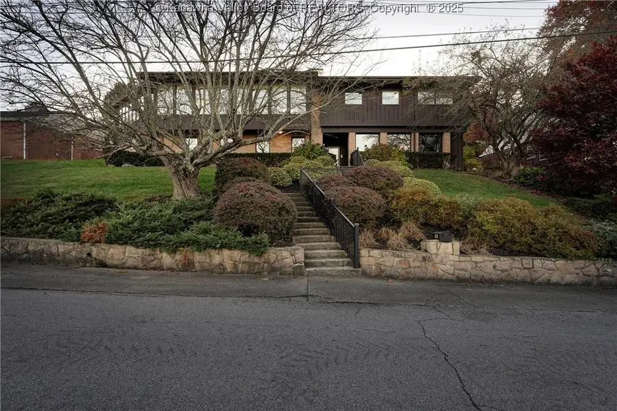 207 Mckinley Avenue, Charleston, WV 25314 - Image #2