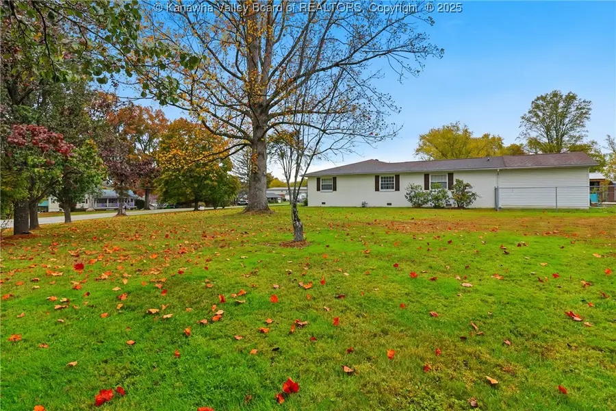 448 Kirby Road, Milton, WV 25541 - Image #3