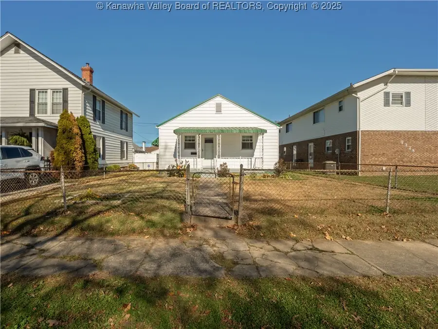 2326 Monroe Avenue, Saint Albans, WV 25177 - Image #2