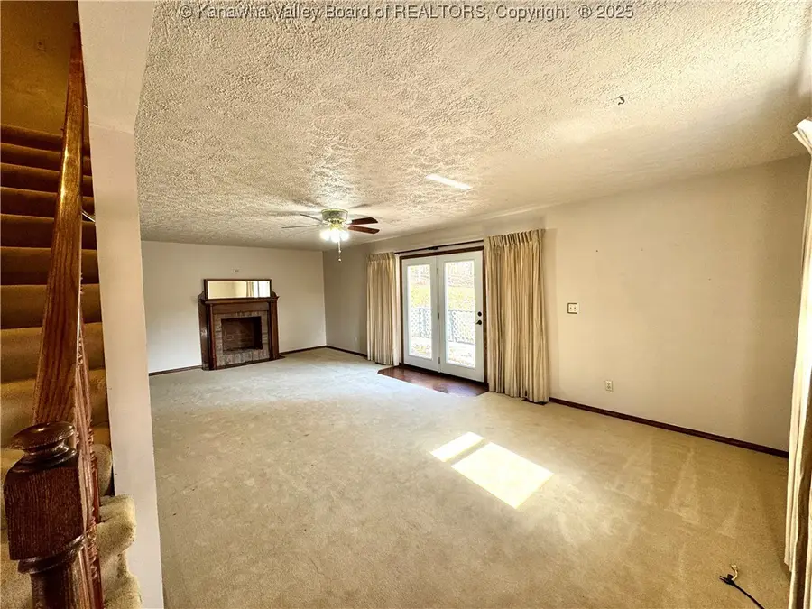 90 Walnut Road, Elkview, WV 25071 - Image #3