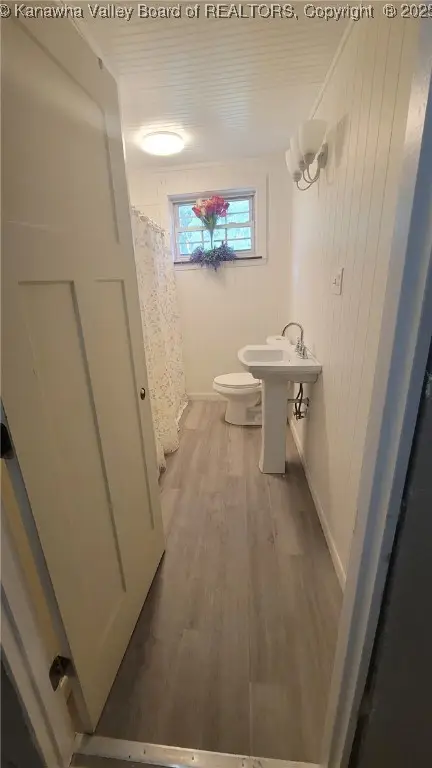 1222 Strawberry Road, Saint Albans, WV 25177 - Image #2