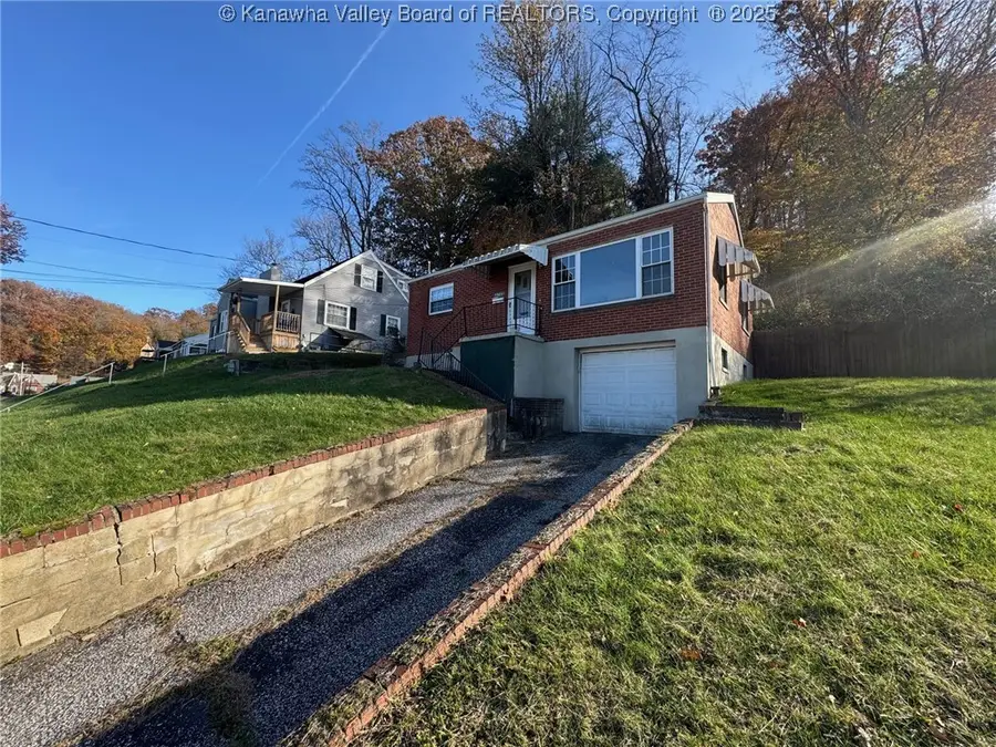 2709 Daniels Ave, South Charleston, WV 25303 - Image #2