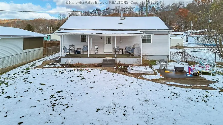 618 2nd Avenue, Elkview, WV 25071 - Image #2