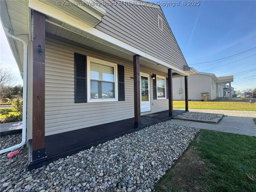 106 Cherry Street, Eleanor, WV 25070 - Image #2