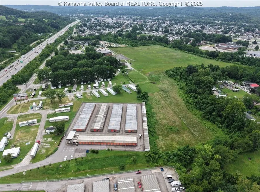 2715 Fairlawn Avenue, Dunbar, WV 25064 - Image #2