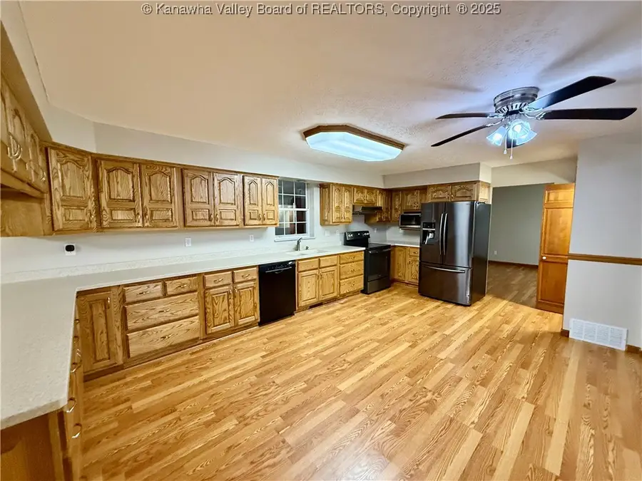 38 Smith Road, Ripley, WV 25271 - Image #2