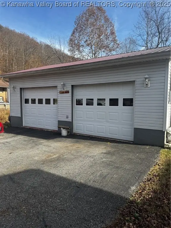 2058 Rt. 52 Highway, Gilbert, WV 25621 - Image #2