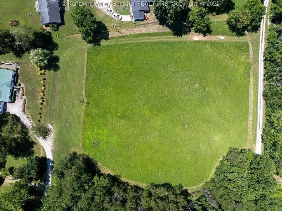 2435 Us Route 60, Hurricane, WV 25526 - Image #2