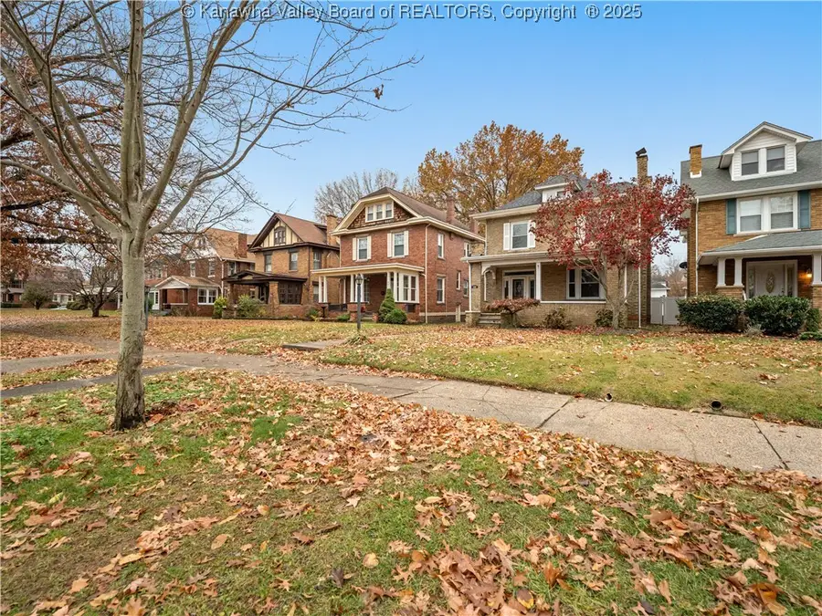 319 9th Avenue, Huntington, WV 25701 - Image #2