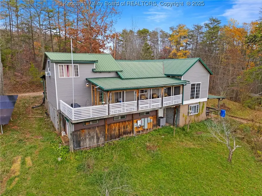 114 Longfork Camp Road, Walton, WV 25286 - Image #2