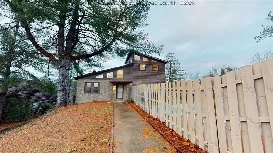 100 Stonewood Drive, Huntington, WV 25705 - Image #2