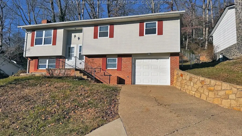 106 Azalea Drive, Elkview, WV 25071 - Image #1