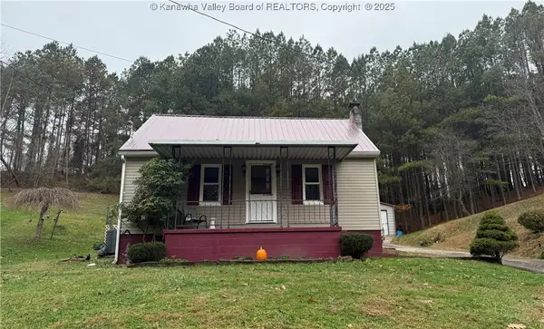 6055 Broad Run Road, Letart, WV 25253