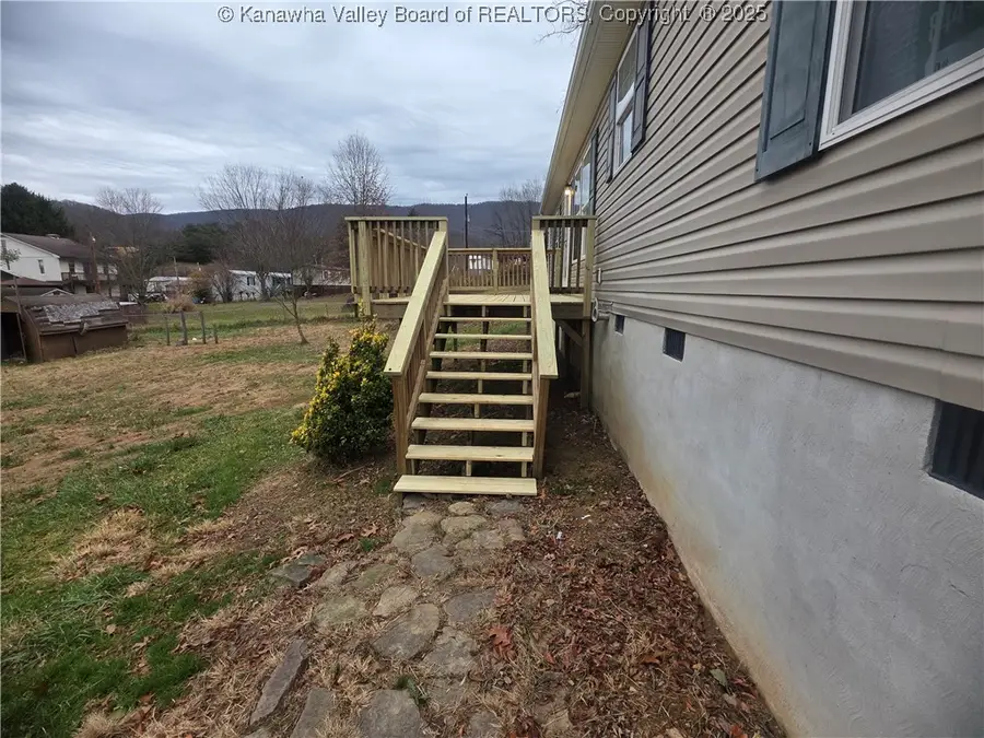 59 Escort Lane, Peterstown, WV 24963 - Image #3