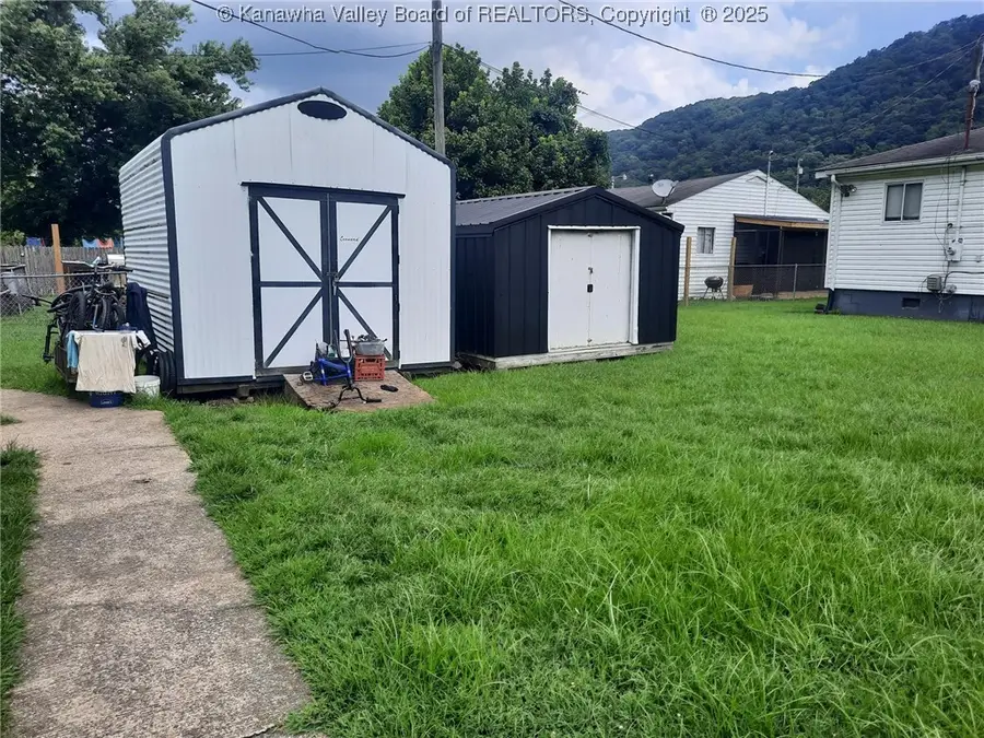 4809 1/2 Church Drive, Charleston, WV 25306 - Image #2