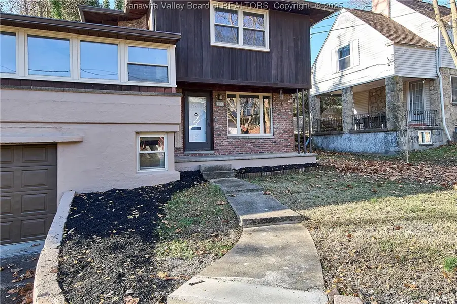 907 Valley Road, Charleston, WV 25302 - Image #2