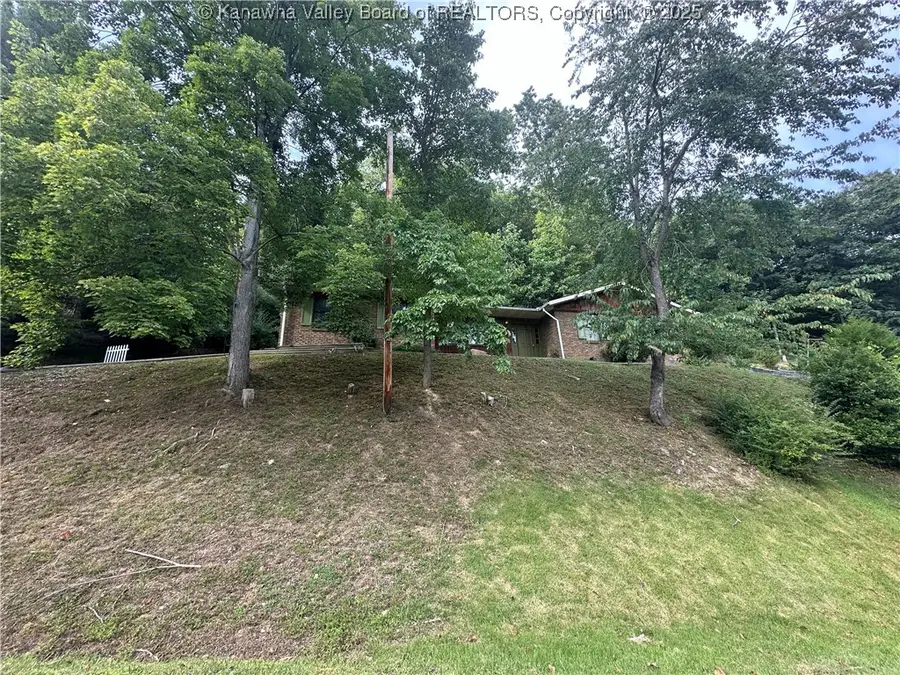 15 Woodland Drive, Madison, WV 25130 - Image #2