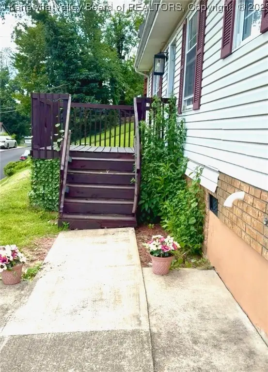 729 Daverton Road, Charleston, WV 25303 - Image #3