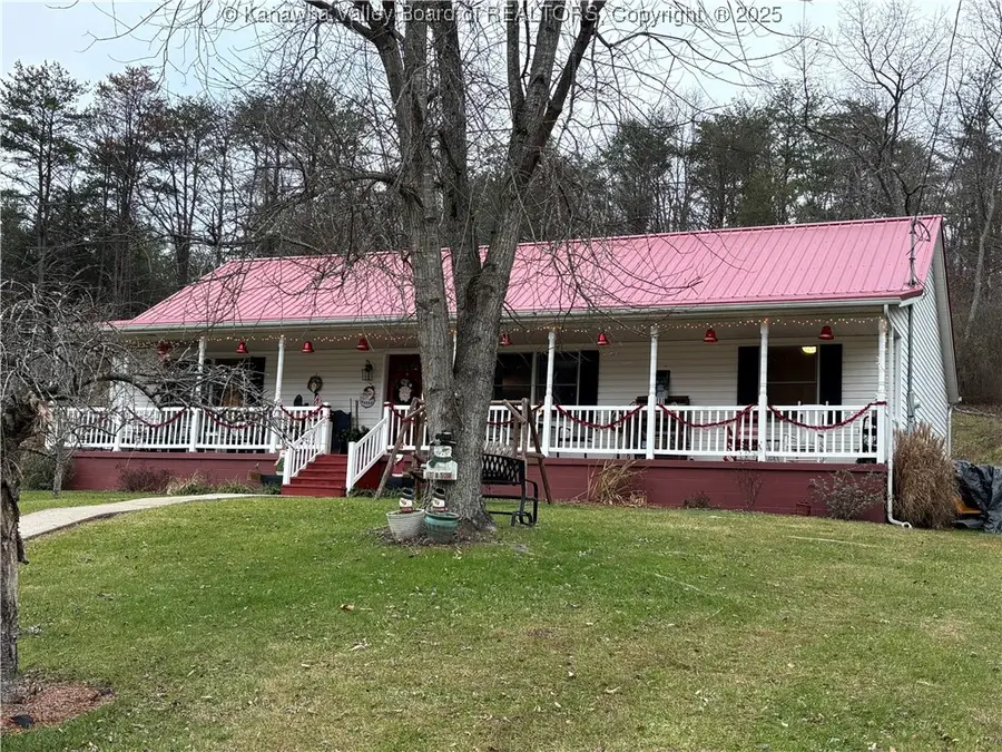 110 & 108 Mallory Lane, South Charleston, WV 25309 - Image #2