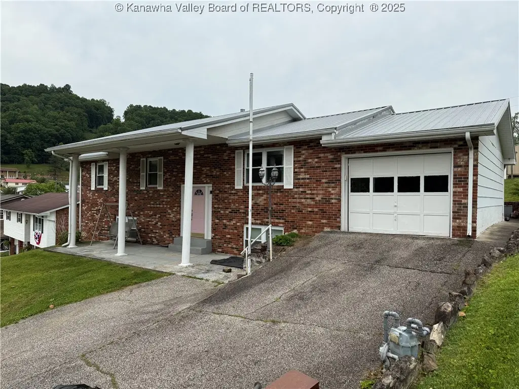 40 Hickory Lane, Madison, WV 25130 - Image #1