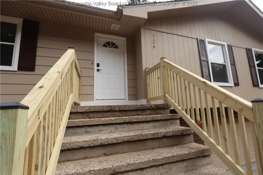 726 Chappell Road, Charleston, WV 25304 - Image #2