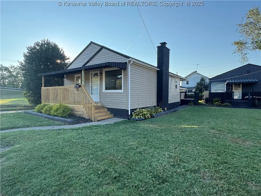 4328 Hughes Street, Huntington, WV 25704 - Image #2