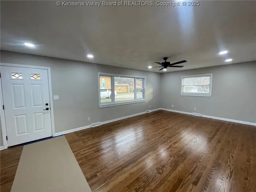 1325 Park Avenue, Nitro, WV 25143 - Image #3