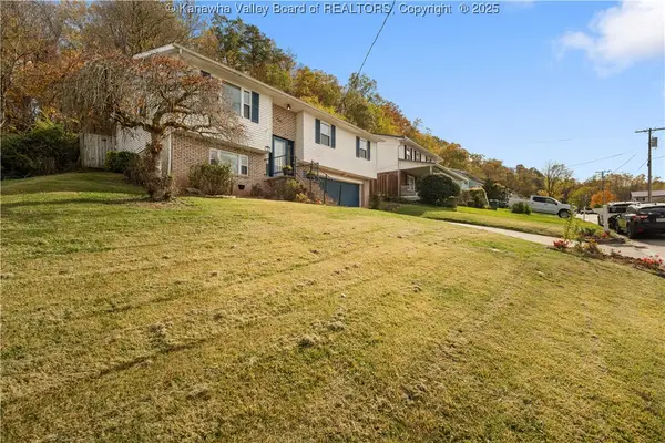 47 Jannette Drive, Poca, WV 25159