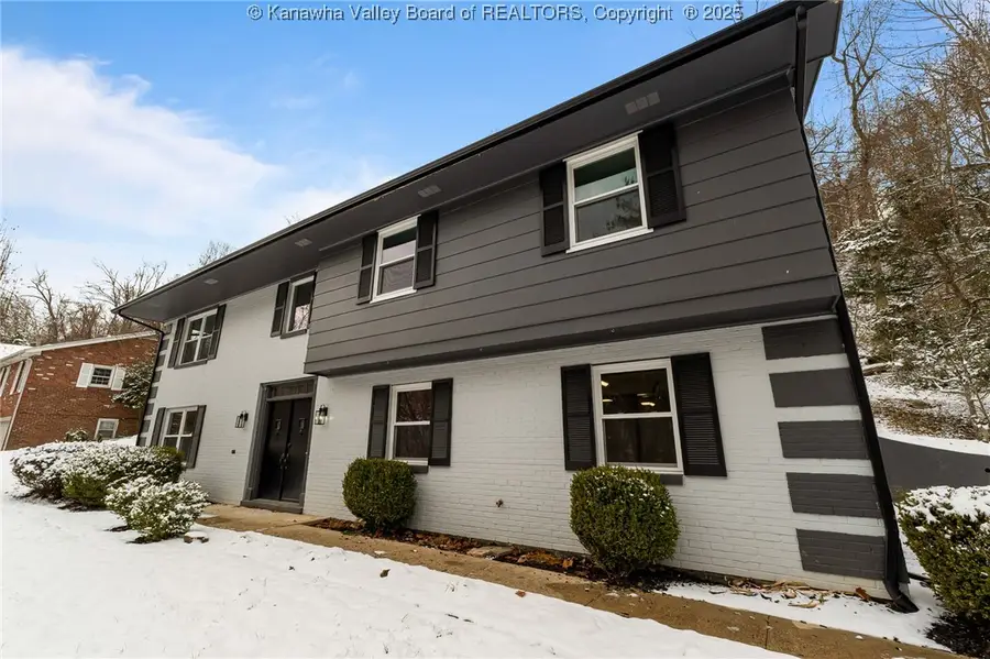 5 Cavalier Drive, Huntington, WV 25701 - Image #3