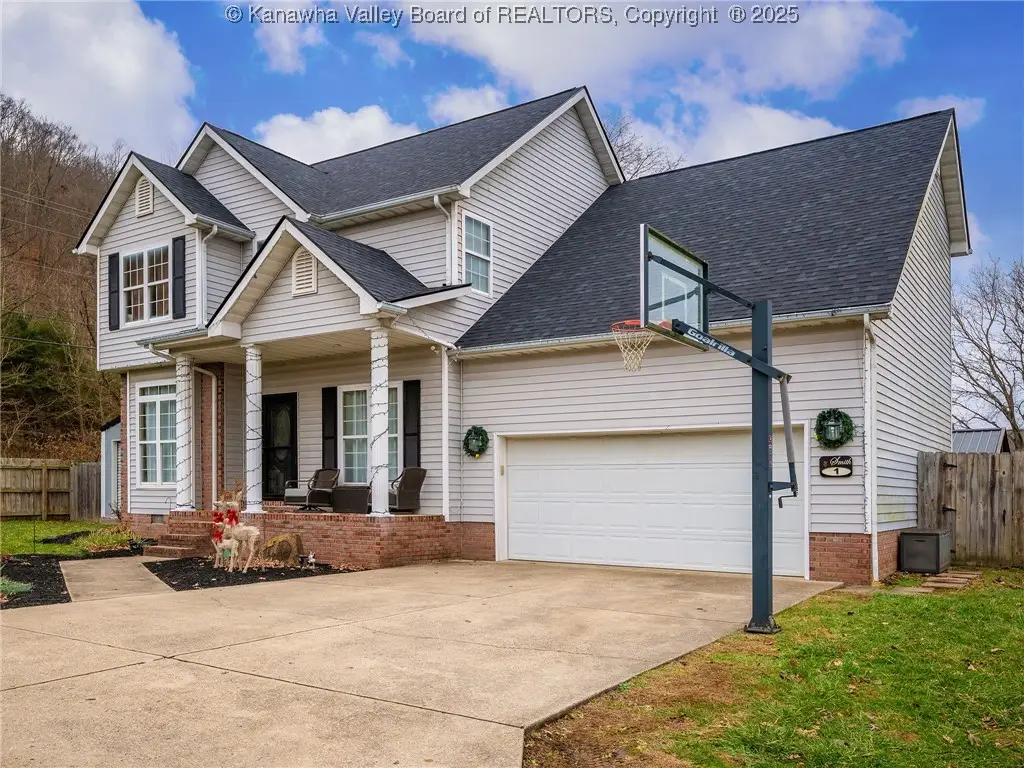 1 Hampton Road, Winfield, WV 25213 - Image #1