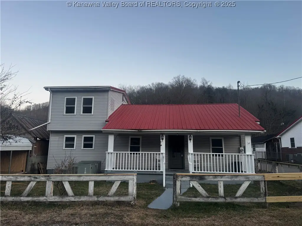 134 Salem Boulevard, Chapmanville, WV 25508 - Image #1