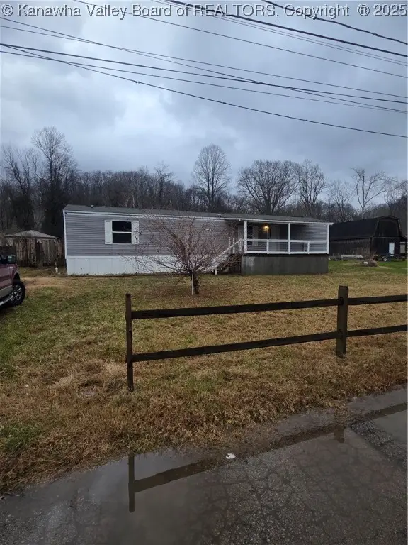 26 Preston Lane, Alum Creek, WV 25003 - Image #3