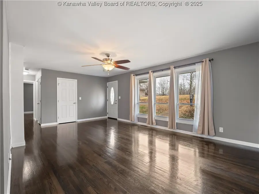 118 Greenbrier Drive, Scott Depot, WV 25560 - Image #2