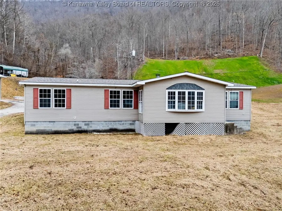 56 Price Petry Road, Madison, WV 25130 - Image #2