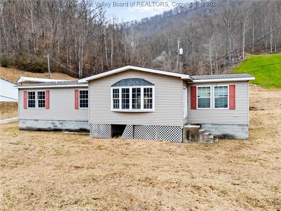 56 Price Petry Road, Madison, WV 25130 - Image #3