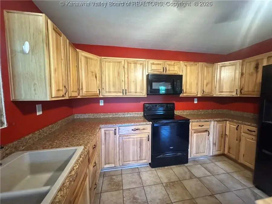 4136 Iva Durst Road, Leon, WV 25123 - Image #2