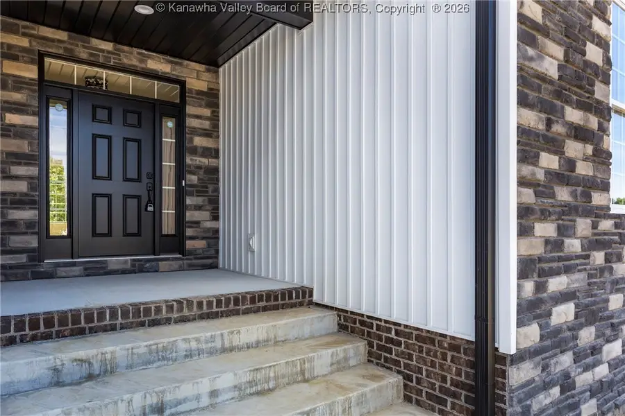 254 James Circle, Culloden, WV 25510 - Image #3