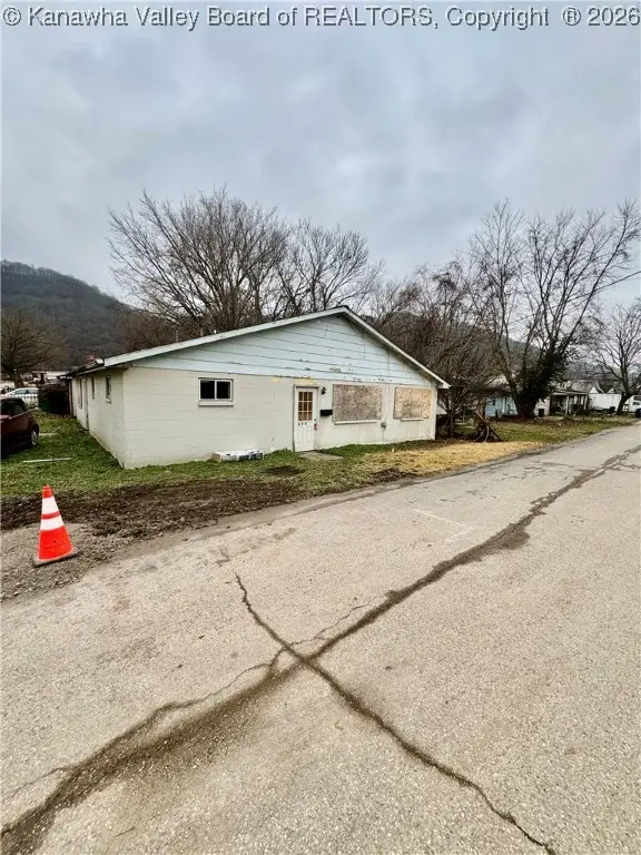 4902 Raven Drive, Charleston, WV 25306 - Image #2