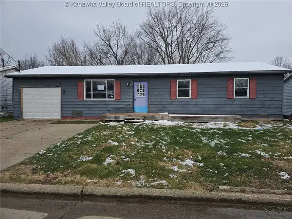 94 Elm Street, Davisville, WV 26142