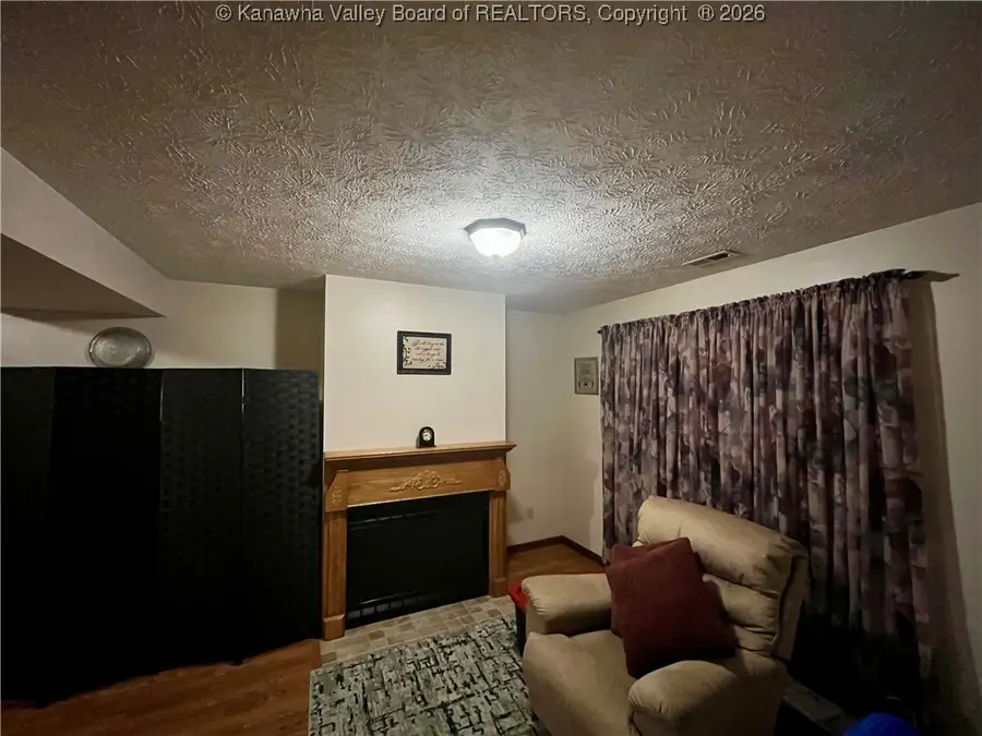 410 Carriage Way, Hurricane, WV 25526 - Image #3