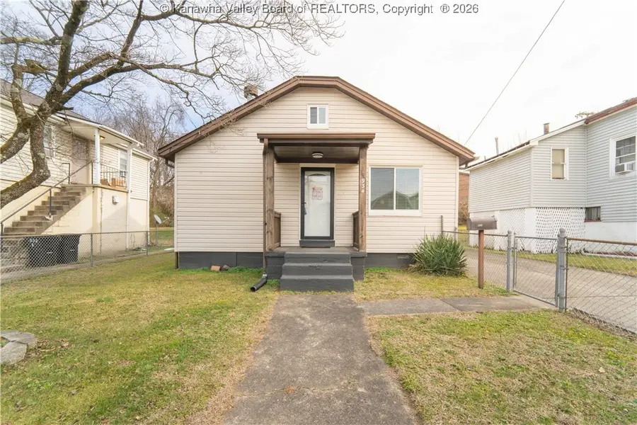 934 Meadow Drive, South Charleston, WV 25309 - #2