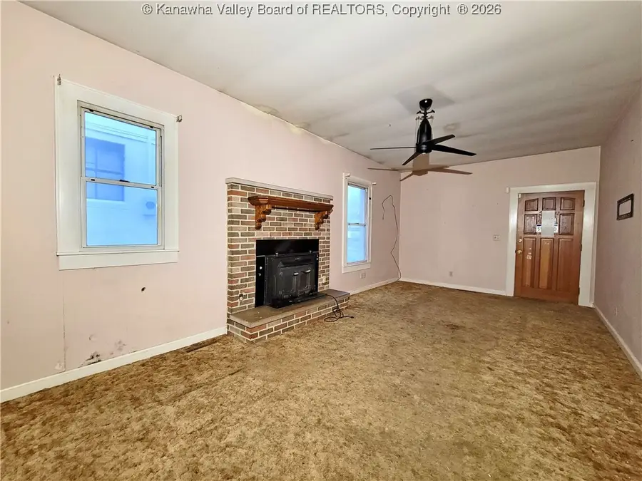 8027 Court Avenue, Hamlin, WV 25523 - Image #3